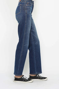 160bb3bd-f804-41d7-94fd-3607f93ff704-Max