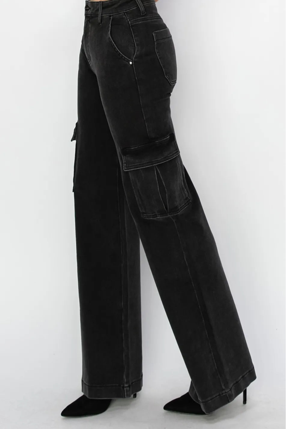 1766ce69-a199-4bf0-a1c9-3ae3a5605c05-Max