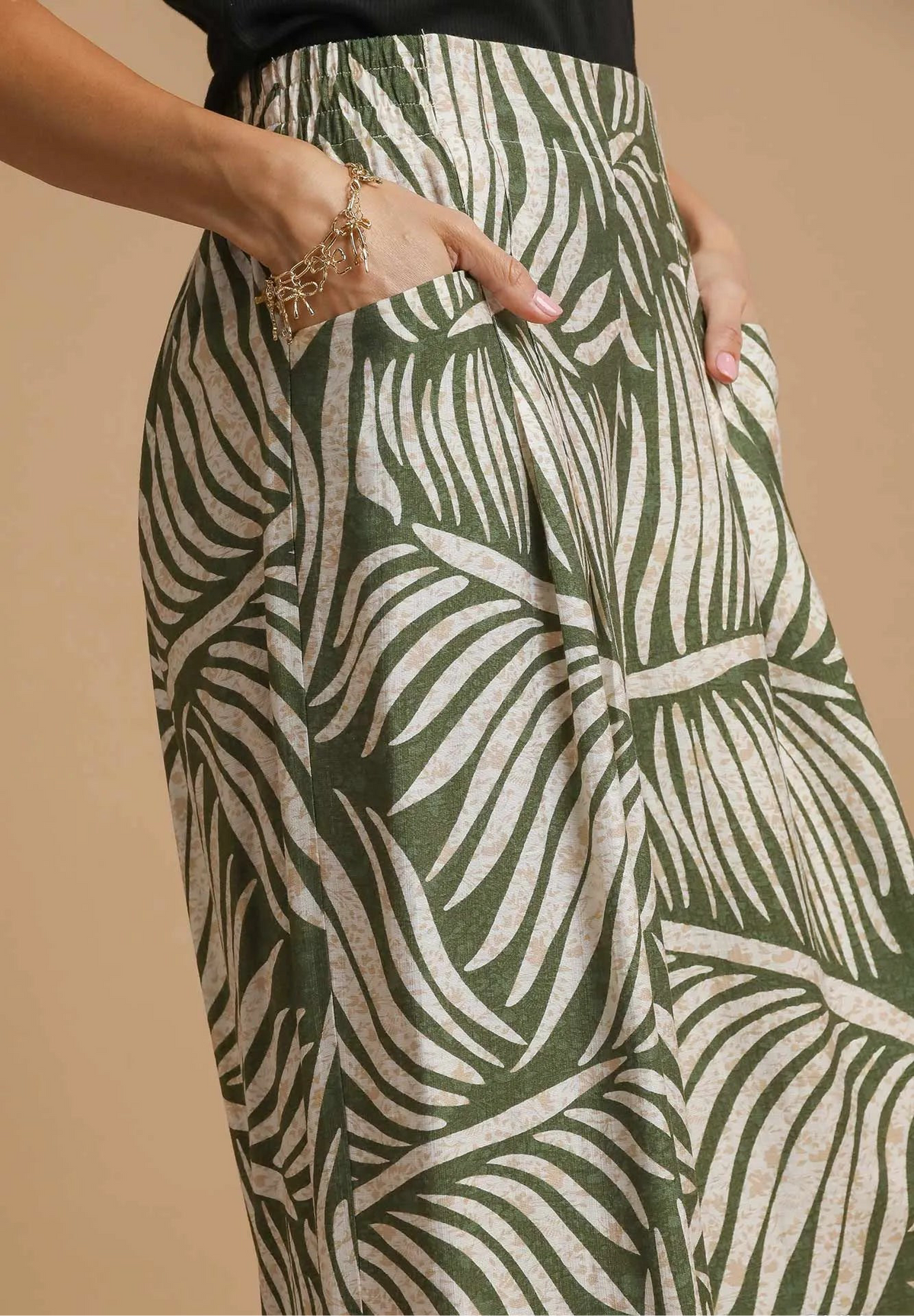 Palm Leaf Print Wide Leg Culotte Pants