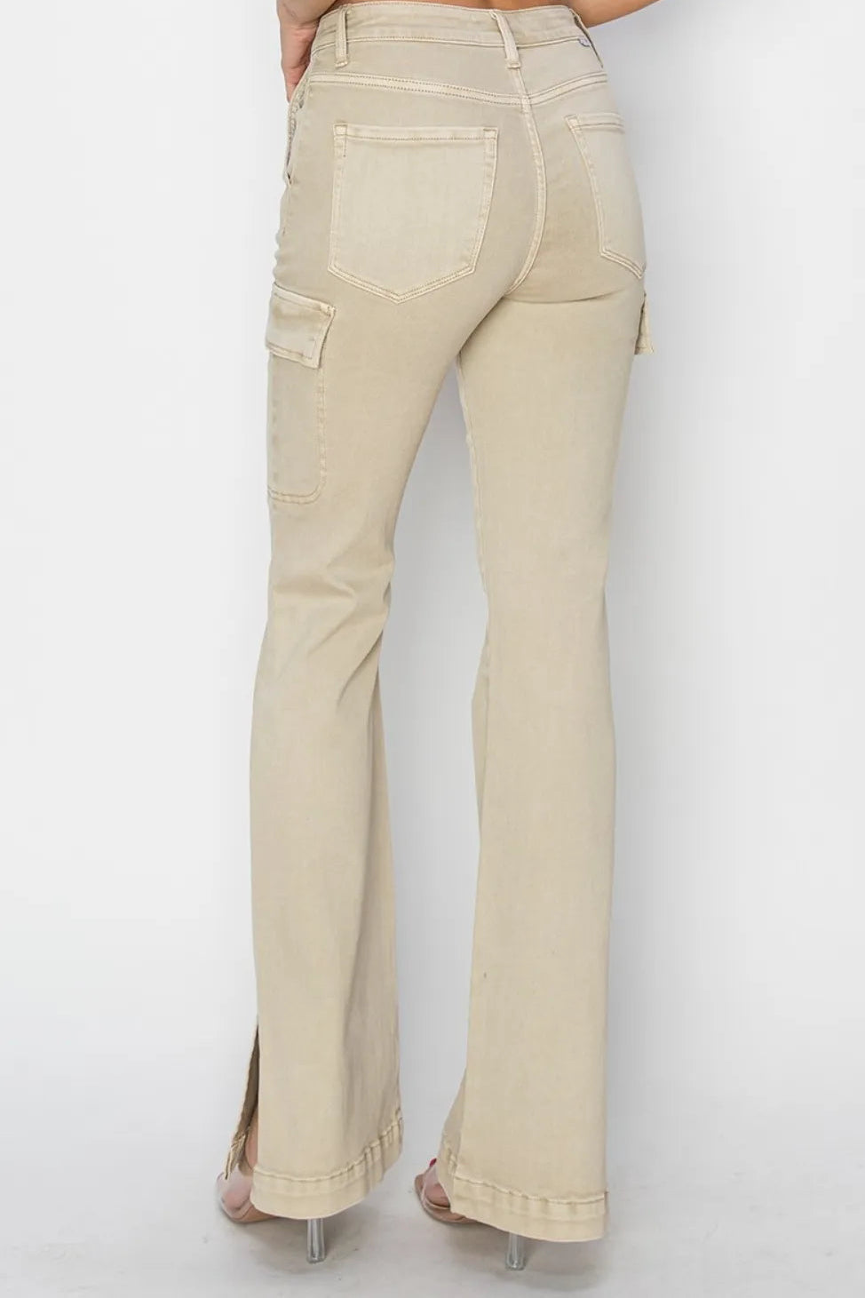 7721fb02-4fb2-4e0f-9f05-a464a3798225-Max