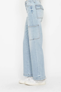 7d5a46cc-ac93-47d6-8561-3b6519f9567c-Max