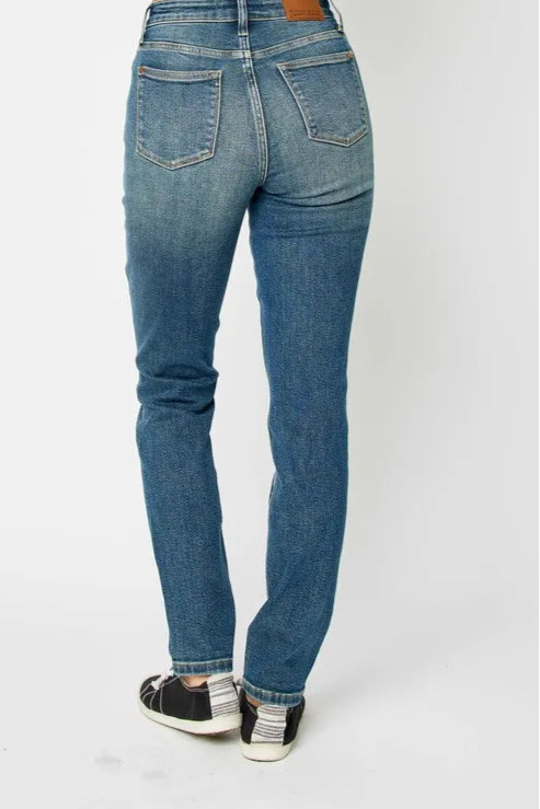 7e0fab9e-edab-491a-9a55-32a6aa95ebbe-Max