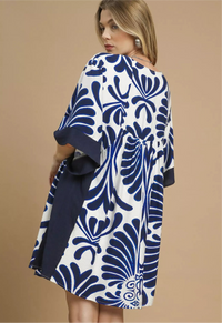 Abstract Print Kimono Sleeve Mini Dress