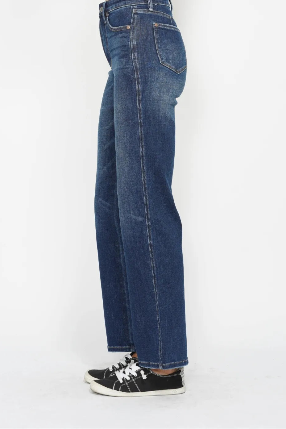 9f59314f-27f7-4419-95eb-be2e99d03ed4-Max