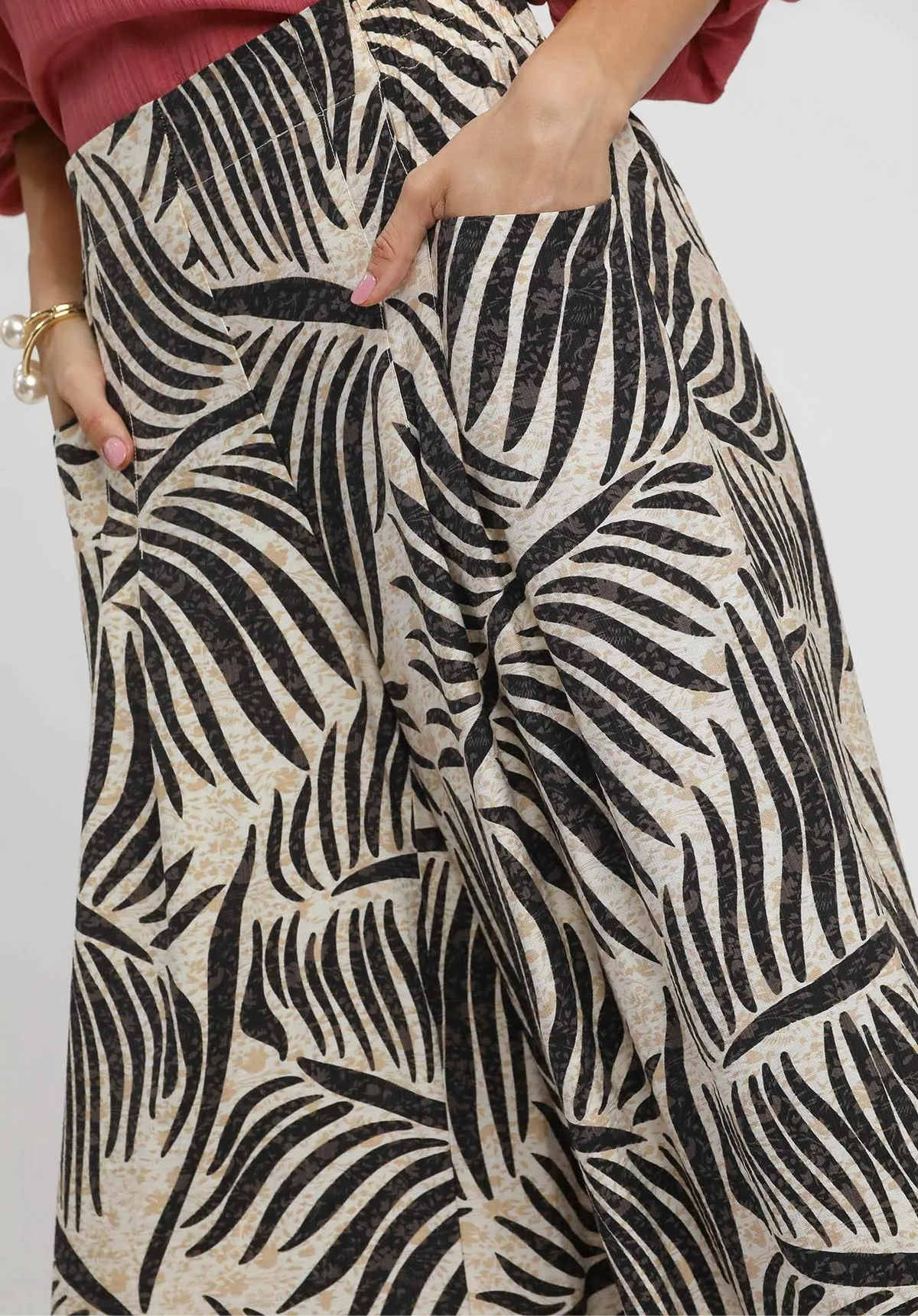 Palm Leaf Print Wide Leg Culotte Pants