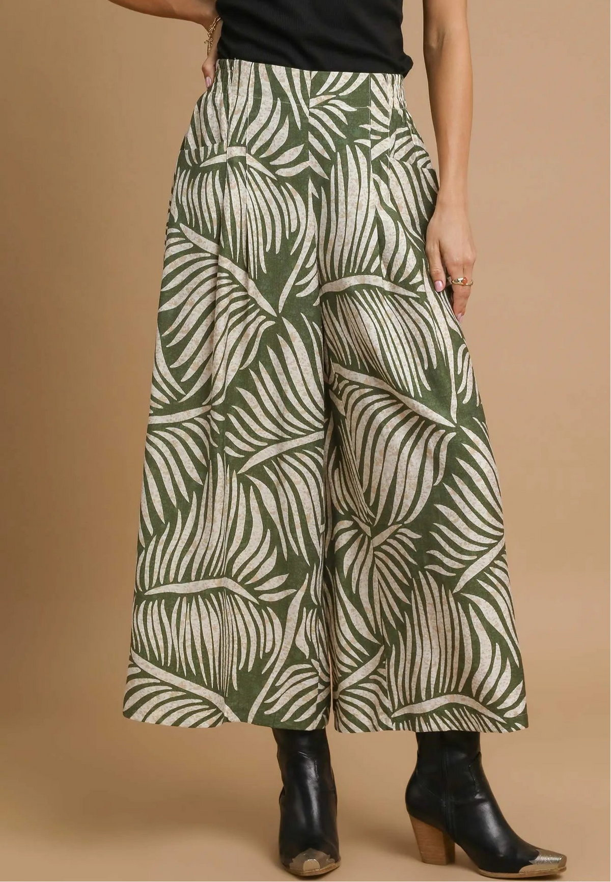 Palm Leaf Print Wide Leg Culotte Pants