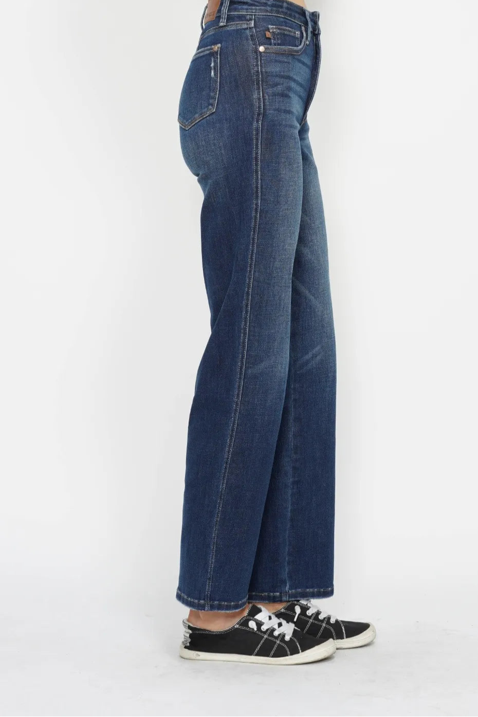 c6f154f4-5094-4254-a78f-4b002bcdc7de-Max