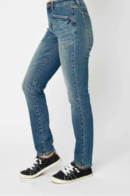 d724a7ea-0237-4b6e-ba73-a42d64772c02-Max